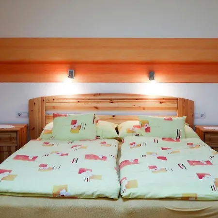 Erdgeschoss-ferienwohnung Mit Panorama *