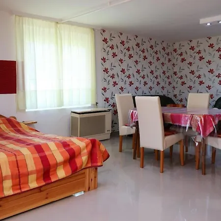Apartment Erdgeschoss-ferienwohnung Mit Panorama *